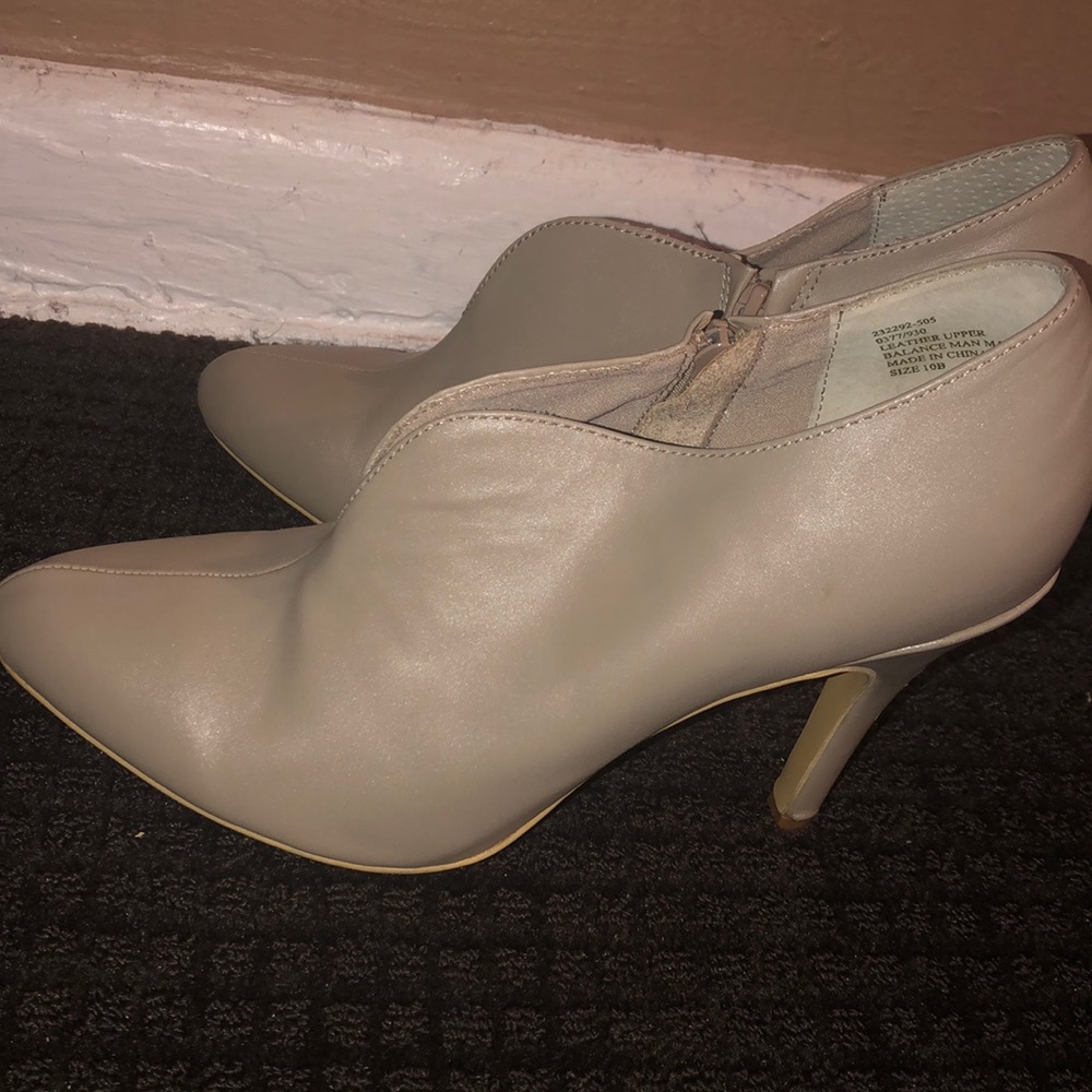 Colin Stuart Booties - Picture 6 of 7